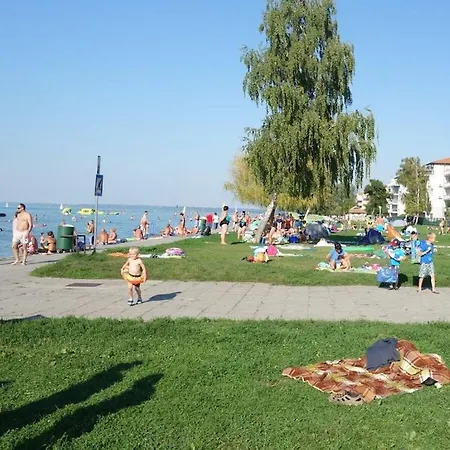 Prázdninový dům In With Wifi