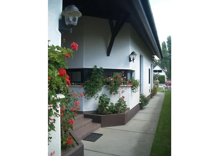 Case de vacanță In With Wifi